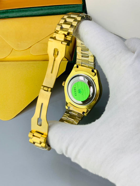 Full Gold & Red Dial Watch Date Style Watch – Elegant Diamond Markers & Stainless Steel Band