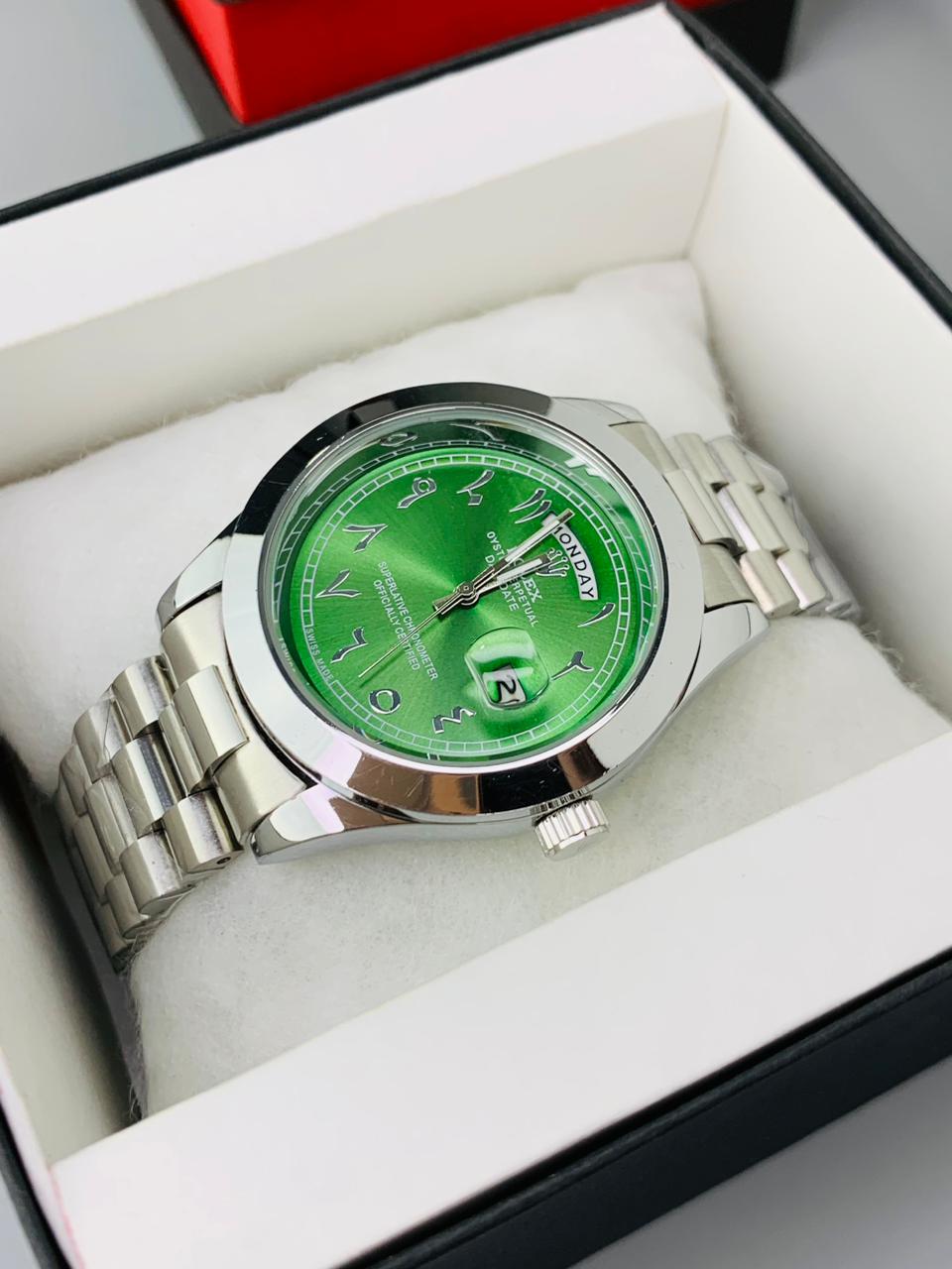 Green  Arbic  Dial Watch Date Style Watch – Elegant Diamond Markers & Stainless Steel Band