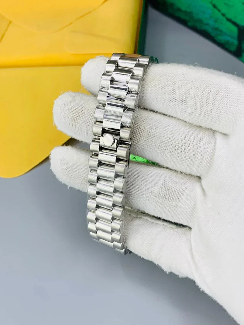 Luxury Green & Black Dial Watch Date Style Watch – Elegant Diamond Markers & Stainless Steel Band